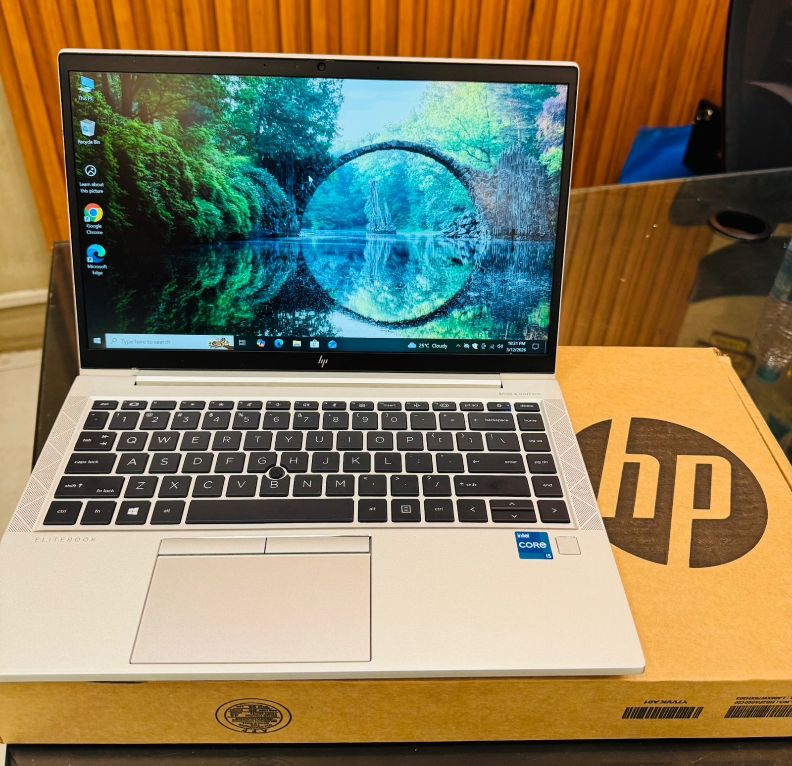 hp elitebook 840 g8 business class laptop